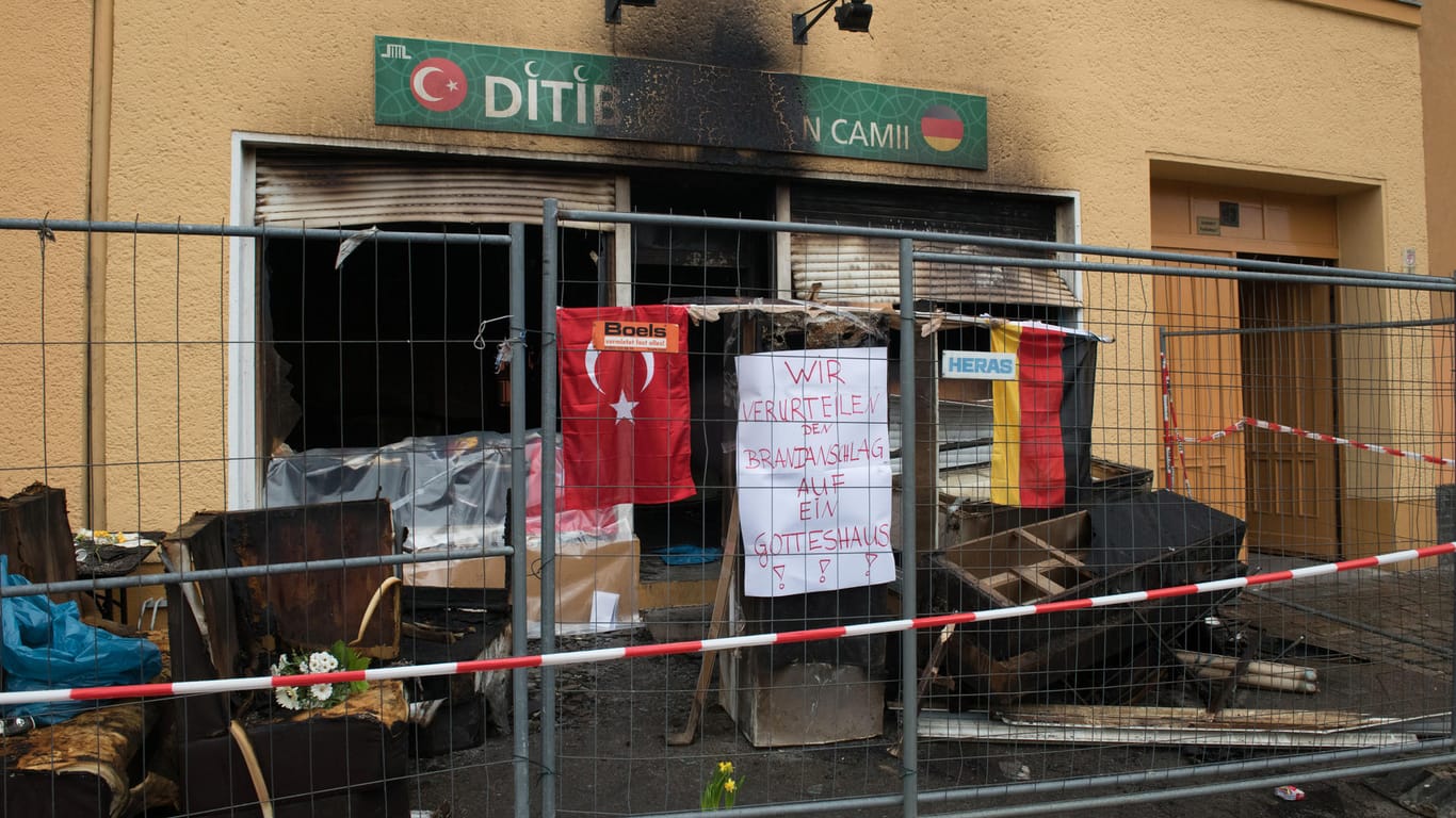 Brandsätze auf eine Ditib-Moschee in Berlin: In den vergangenen Tagen kam es zu einigen solcher Anschläge.
