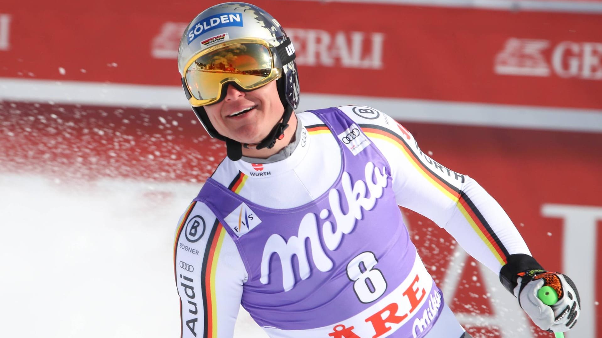 Lächeln im Gesicht: Thomas Dreßen nach seinem Zieleinlauf im Super-G-Rennen in Are, das er als Dritter beendete.