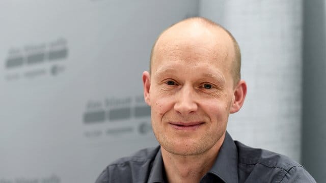 Der österreichische Schriftsteller Arno Geiger auf der Buchmesse in Leipzig 2015.