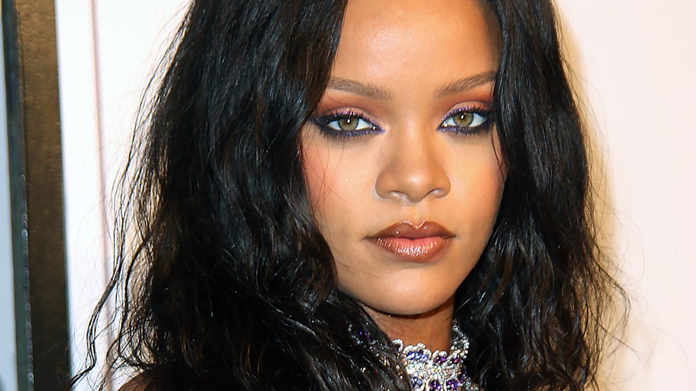 Rihanna: Die Sängerin ist stinksauer auf Snapchat.