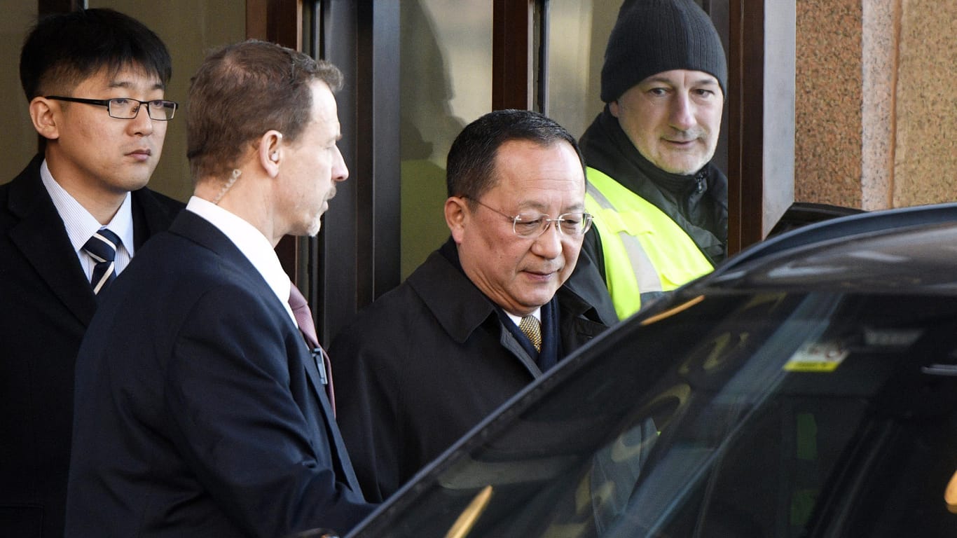 Nordkoreanischer Außenminister in Schweden