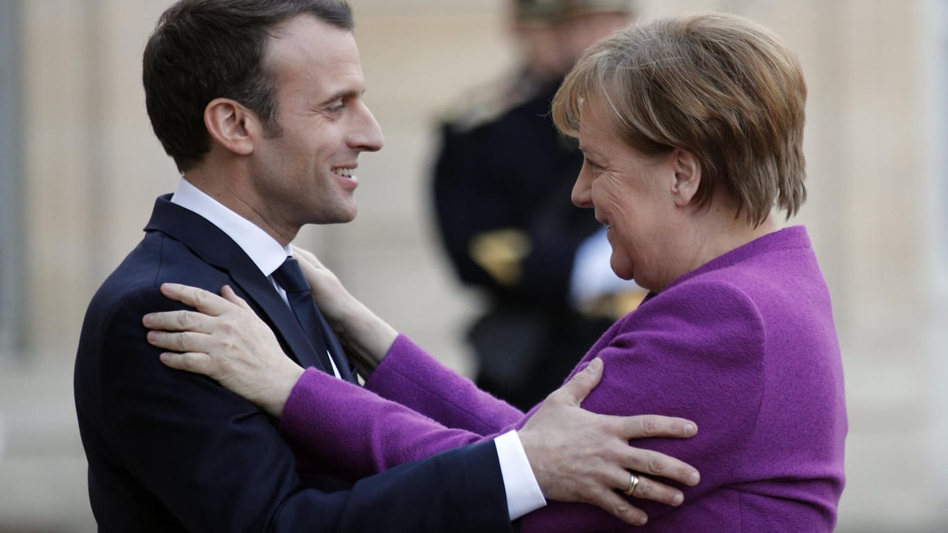 Angela Merkel in Paris bei Emmanuel Macron: Macron will bald Vorschläge zur Reform der EU vorstellen.