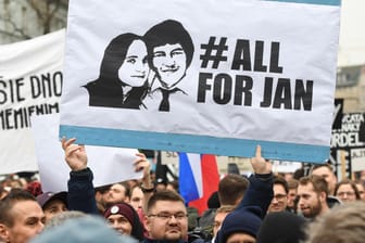 Demonstration in Bratislava am Freitag: die Protestierenden fordern Neuwahlen.