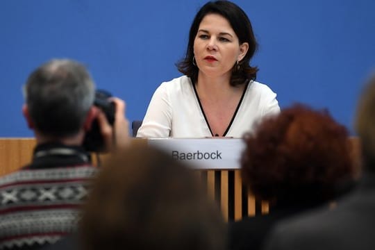 Fordert den Stopp aller Rüstungsexporte in die Türkei: Grünen-Chefin Annalena Baerbock sieht einen klaren Bruch des Völkerrechts durch den Granatbeschuss eines Krankenhauses in der nordsyrischen Stadt Afrin.