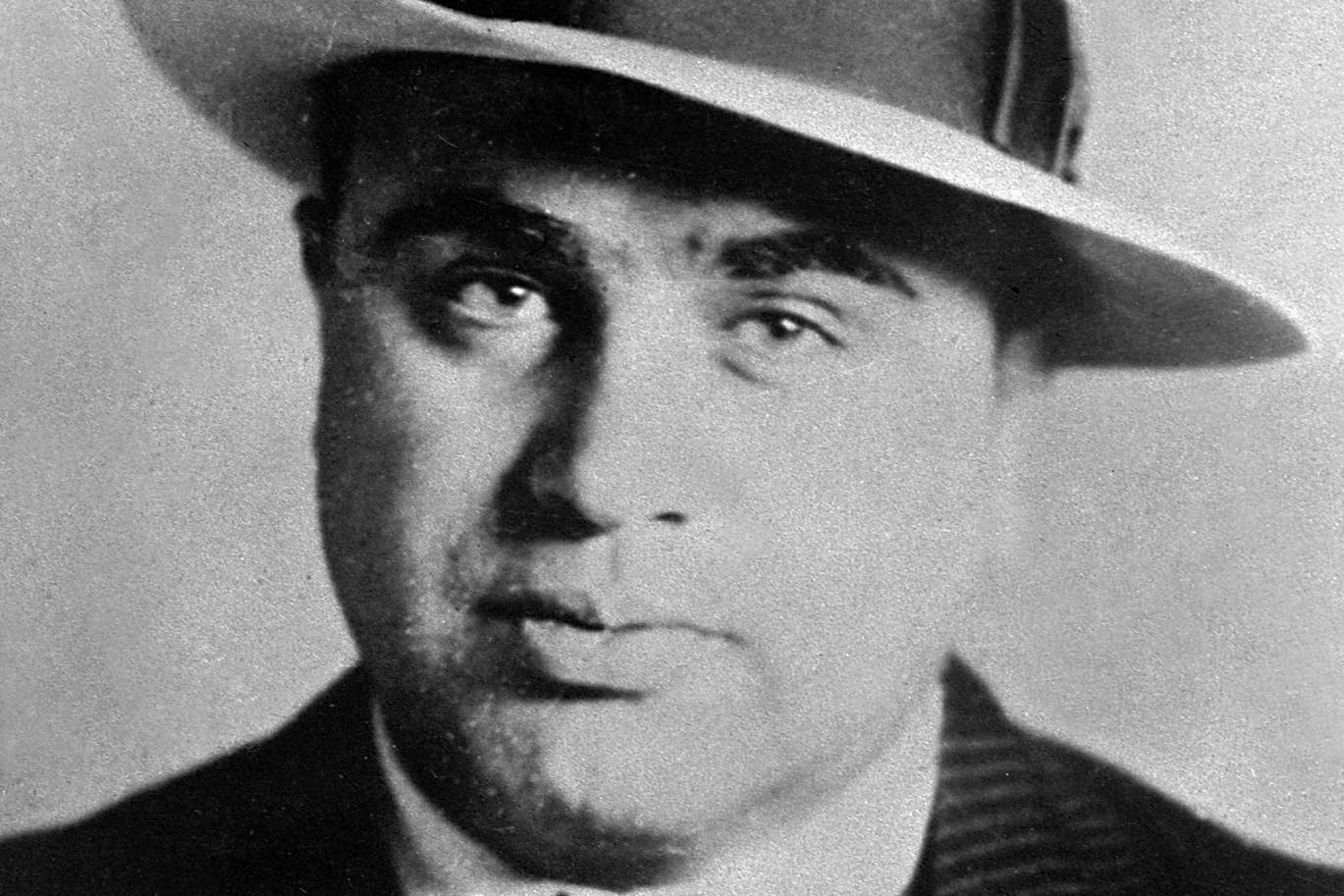 Der Chicago-Ganster Al Capone während seiner Haft in Philadelphia: Gangs wie die von Capone sorgten für erste Gesetze, die den Besitz von Waffen in den USA einschränkten.