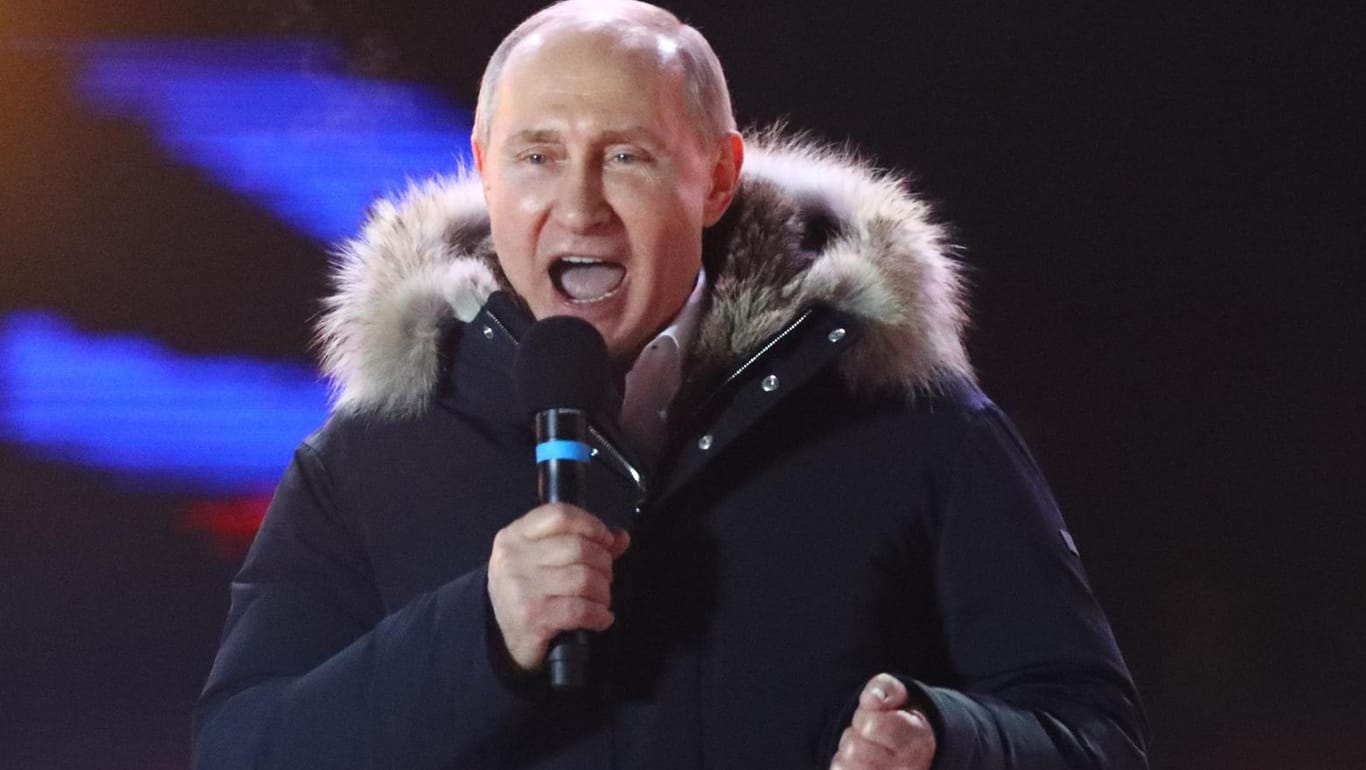 Russlands Präsident bei der Siegesfeier: Wladimir Putin wird Russland weitere sechs Jahre regieren. Er erhielt bei der Wahl das beste Ergebnis seiner Laufbahn.