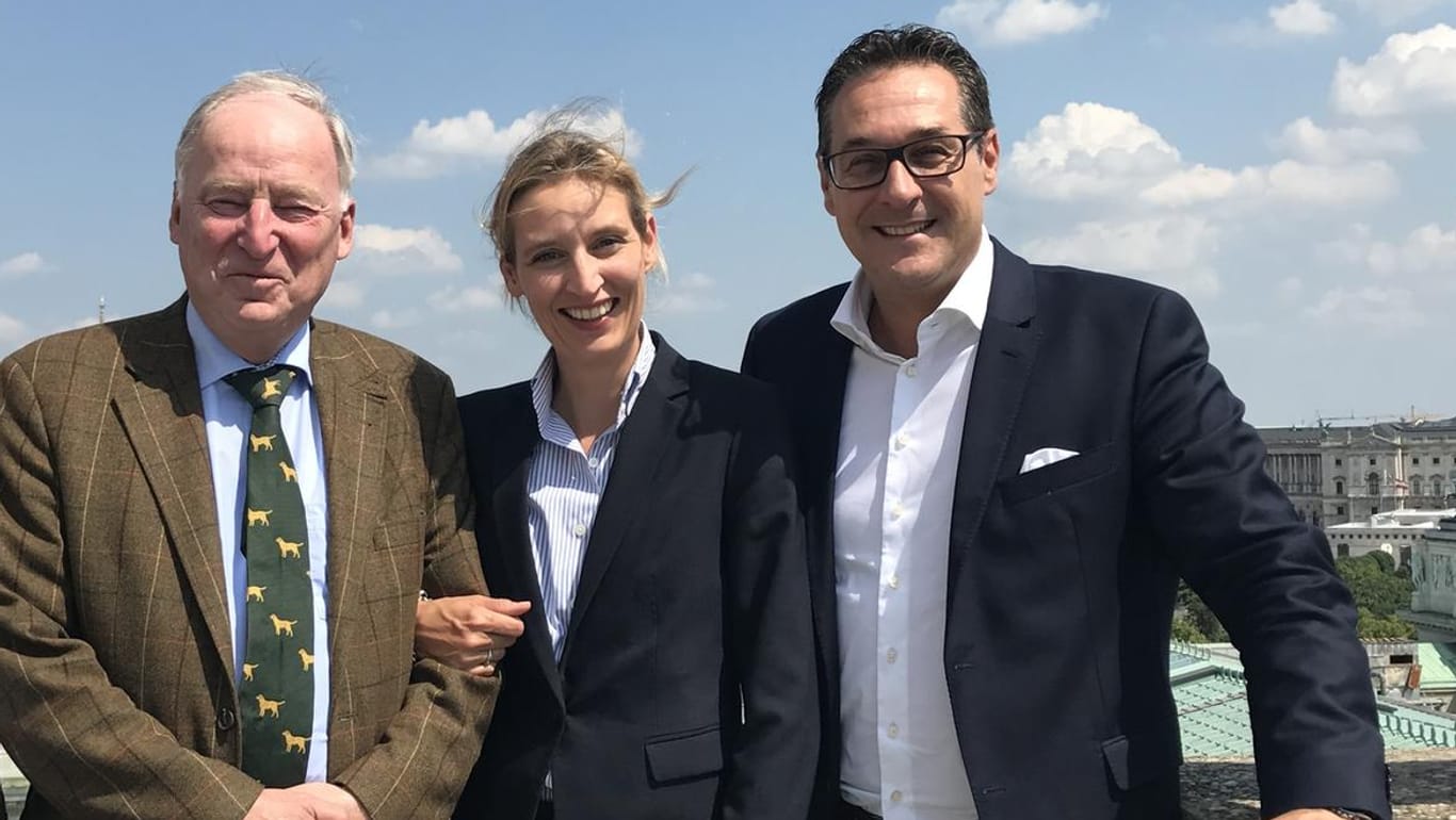 Alexander Gauland und Alice Weidel bei einem Treffen mit Heinz-Christian Strache von der FPÖ am 02.06.2017 in Wien.