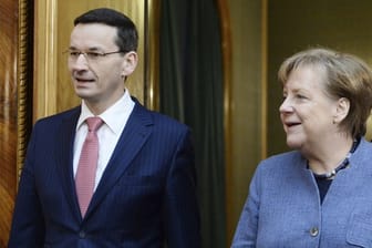 Der polnische Ministerpräsident Mateusz Morawiecki und Bundeskanzlerin Angela Merkel trafen sich in Warschau.