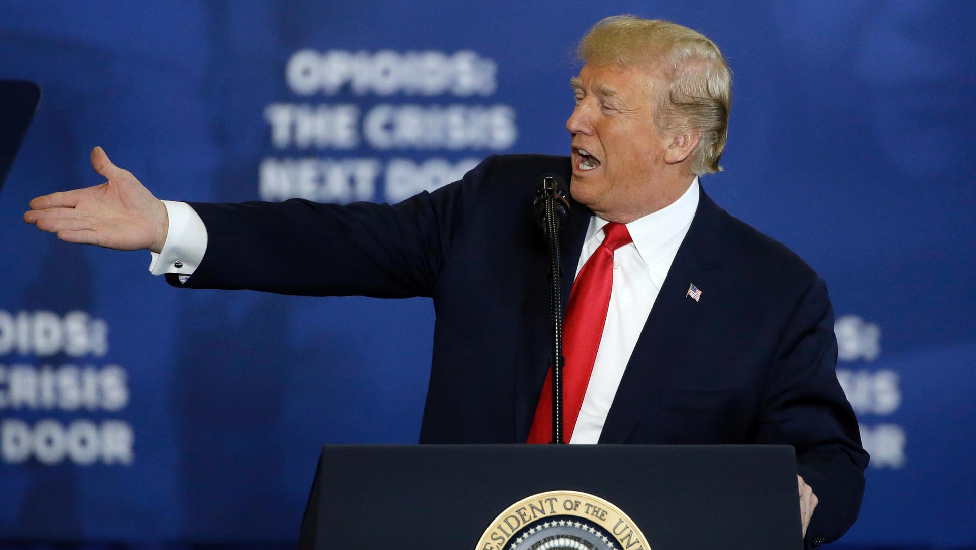 US-Präsident Donald Trump: Im besonders betroffenen US-Staat New Hampshire stellte er seinen Plan gegen die Opioid-Krise vor. US-Präsident Donald Trump: Im besonders betroffenen US-Staat New Hampshire stellte er seinen Plan gegen die Opioid-Krise vor.