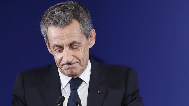 Frankreichs ehemaliger Staatspräsident Nicolas Sarkozy soll sich in Polizeigewahrsam befinden. Frankreichs ehemaliger Staatspräsident Nicolas Sarkozy soll sich in Polizeigewahrsam befinden.