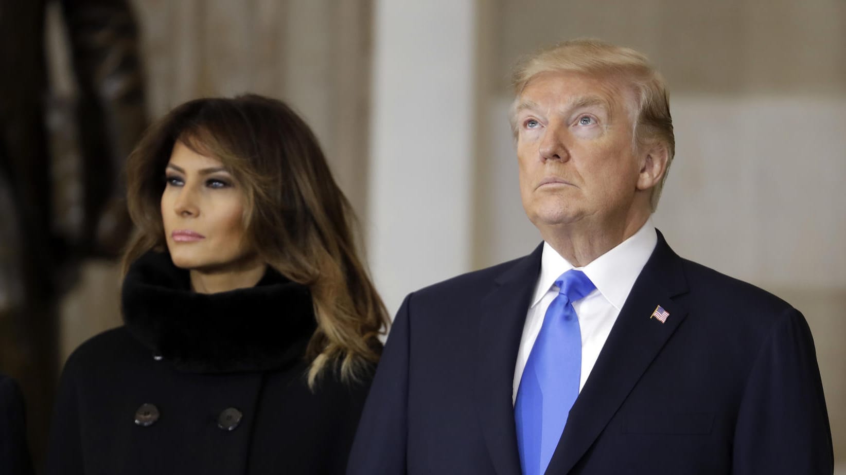 Melania Trump setzt sich gegen Cybermobbing ein. Doch wie authentisch wirken ihre Forderungen angesichts Donalds Verhalten in sozialen Medien? Melania Trump setzt sich gegen Cybermobbing ein. Doch wie authentisch wirken ihre Forderungen angesichts Donalds Verhalten in sozialen Medien?