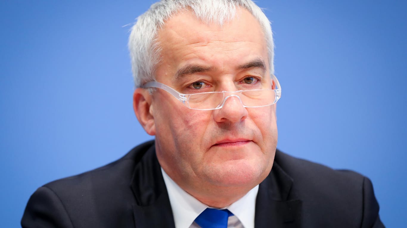 Der geschasste frühere Kultusminister: Ludwig Spaenle wird dem Kabinett von Markus Söder nicht angehören.