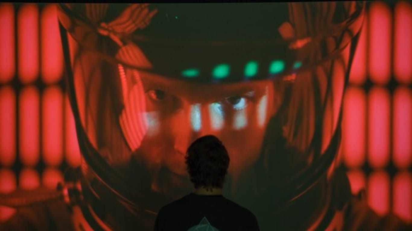 Eine Filmsequenz in der Ausstellung "Kubricks 2001.