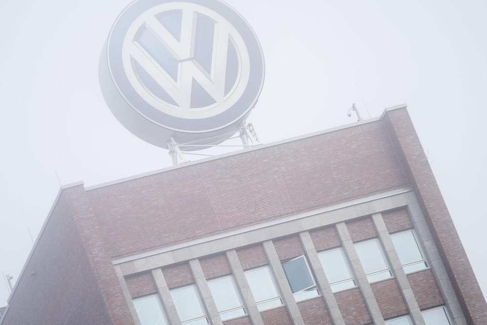 VW-Zentrale in Wolfsburg: Eine lange Liste von Skandalen bringt den Konzern in Schieflage.