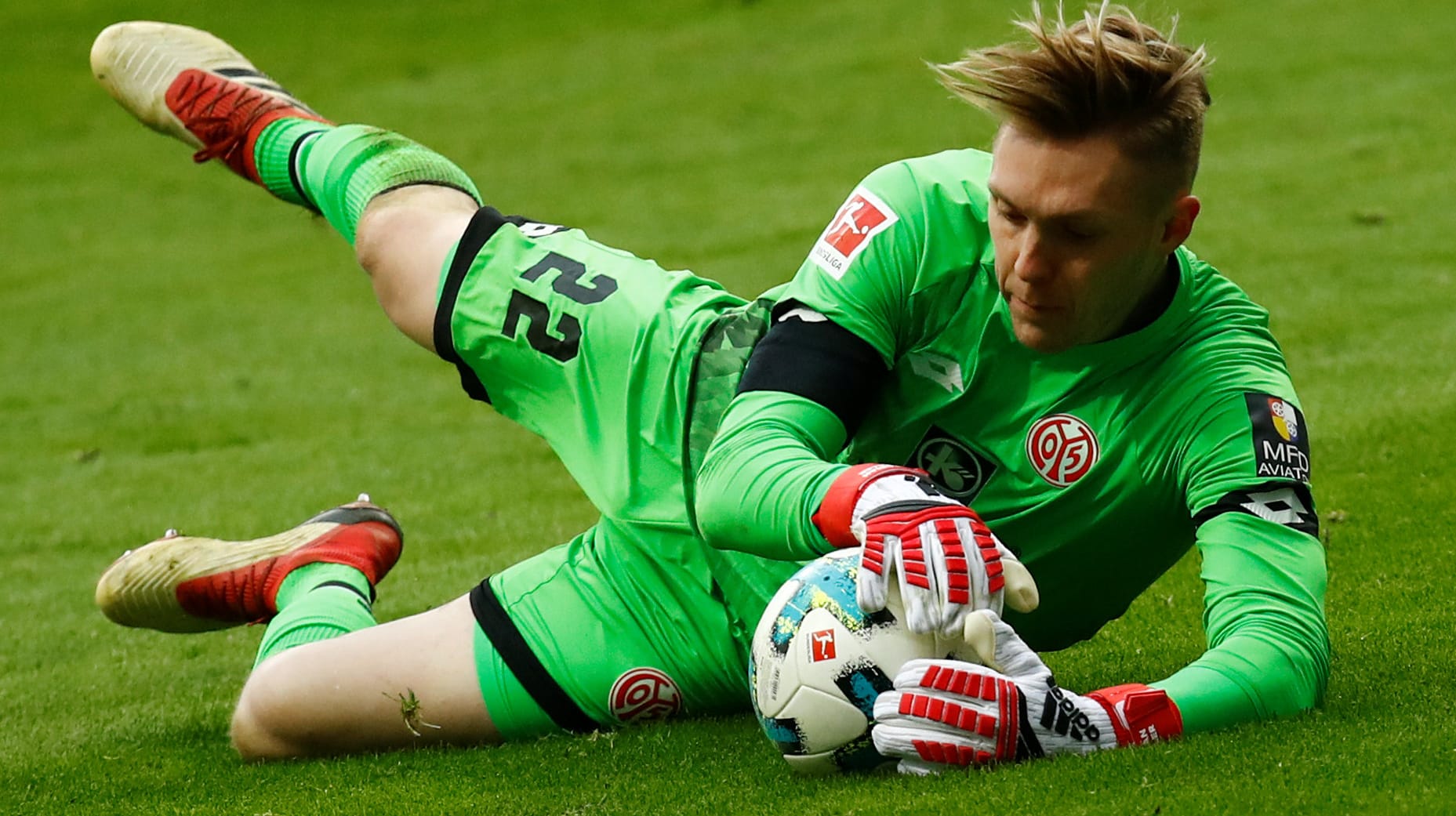 Florian Müller: Der 20-Jährige stand bei den vergangenen drei Bundesliga-Spielen in Mainzer Tor.