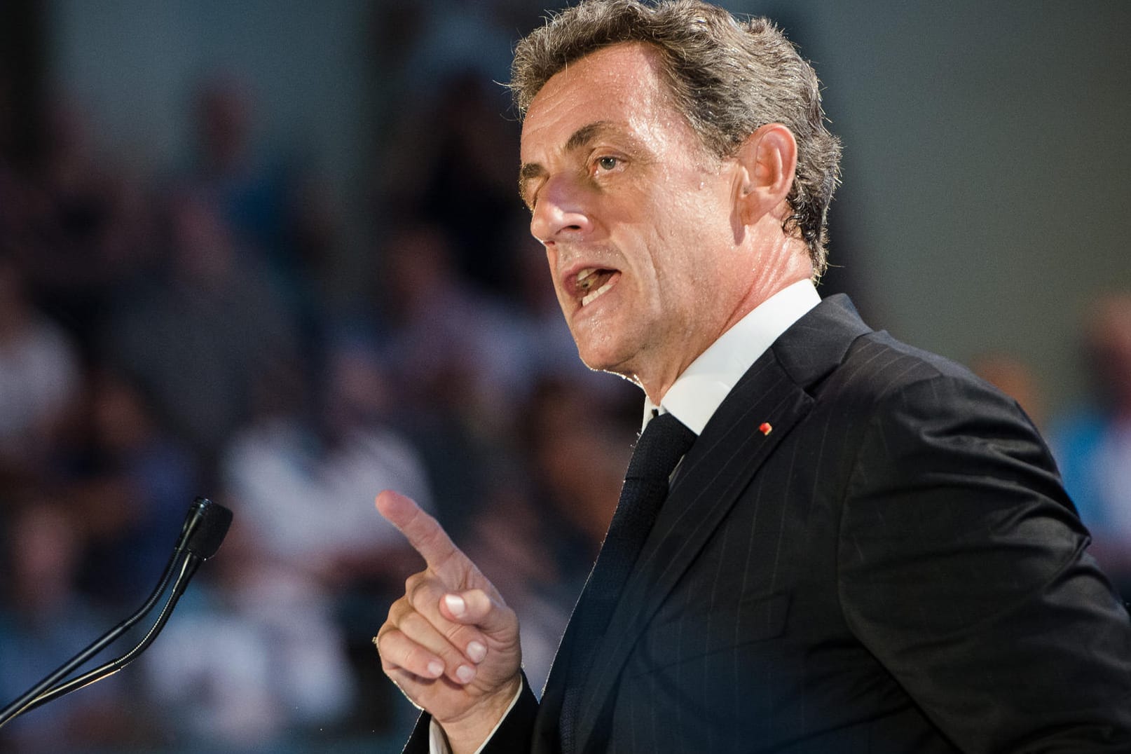 Der ehemalige französische Präsident Nicolas Sarkozy bei einer Pressekonferenz: Sarkozy wirft der französischen Justiz "Verleumdung" vor.