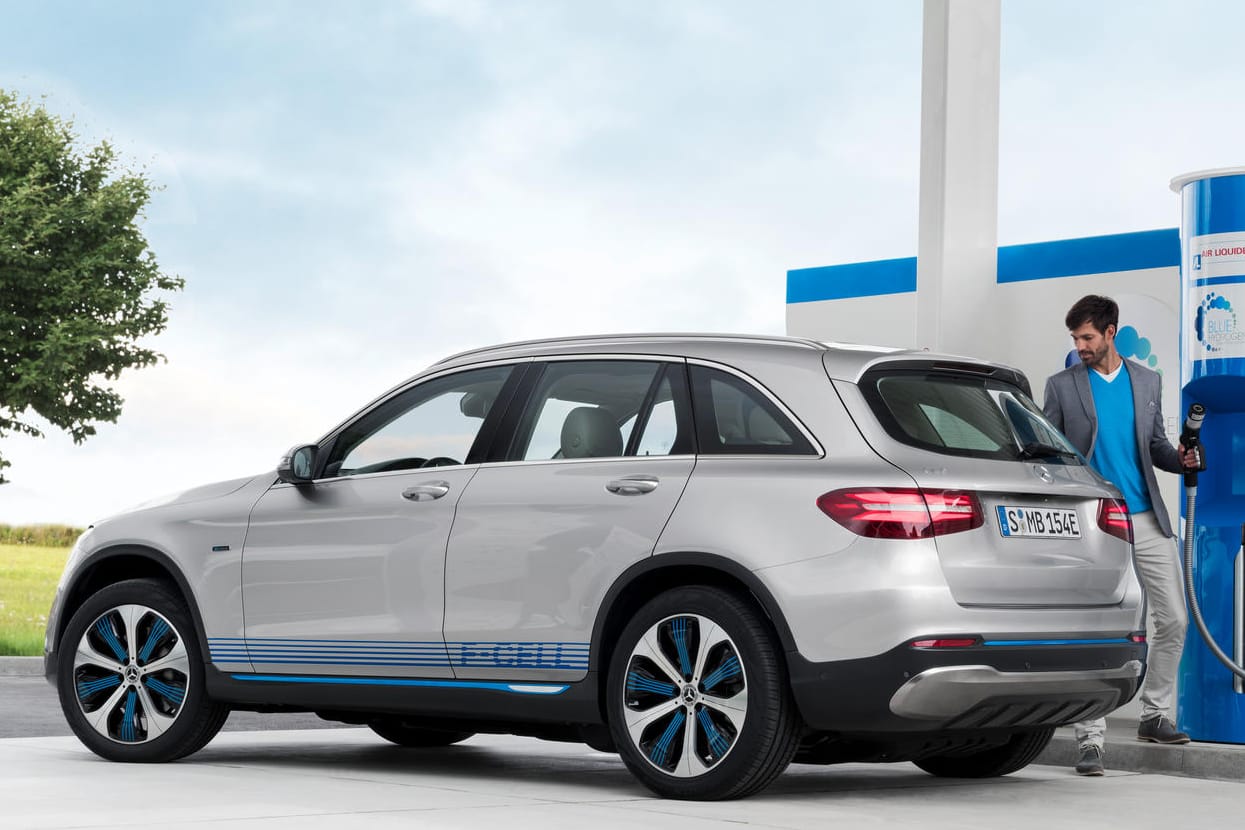 Mercedes GLC F-Cell: Allein mit Wasserstoff kommt er 447 km weit.