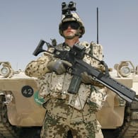 Bundeswehrsoldat in Afghanistan: Deutschland wird weitere Soldaten in die Auslandseinsätze schicken.