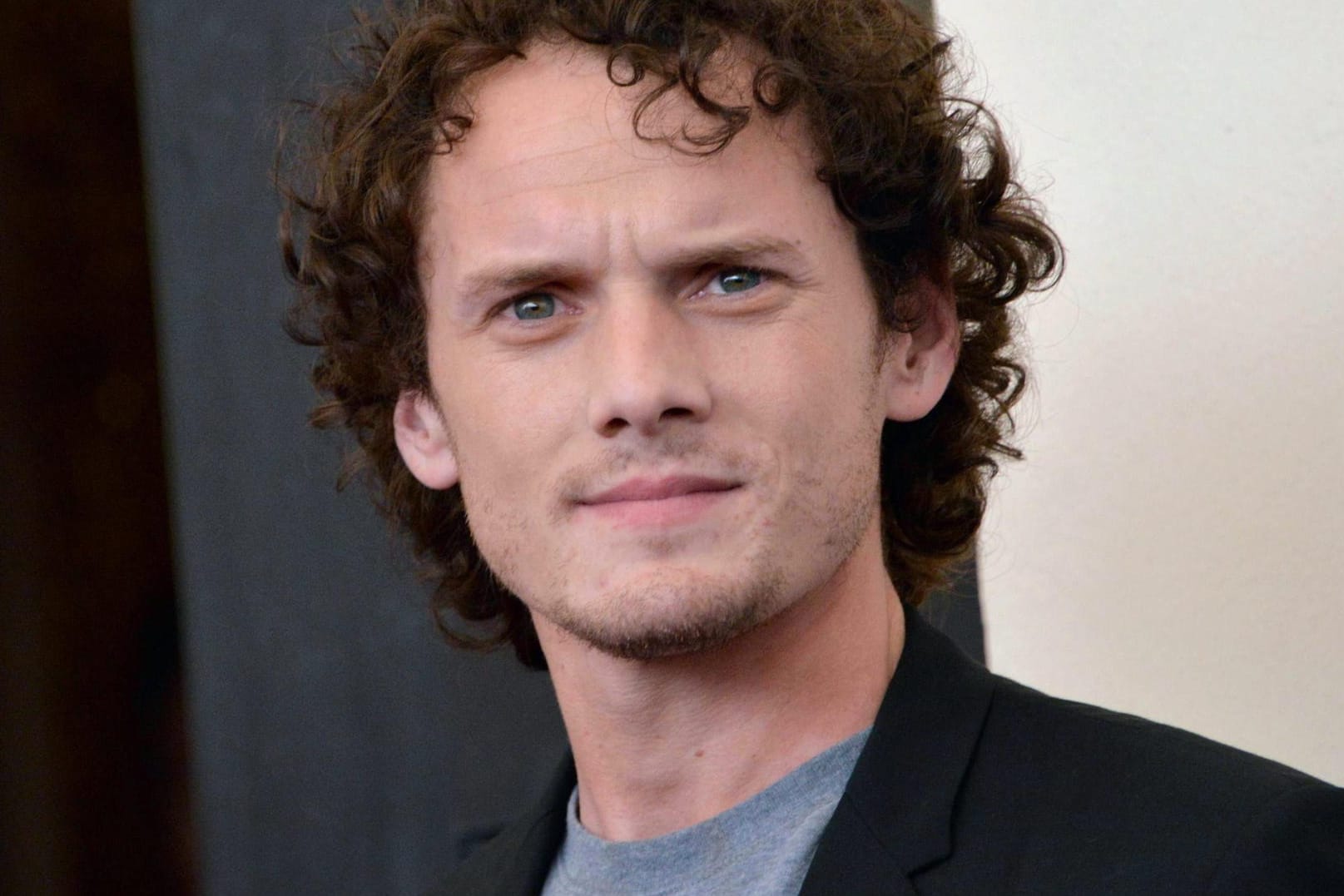 Anton Yelchin: Vor zwei Jahren wurde er von seinem eigenen Auto erdrückt.
