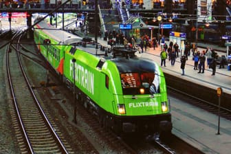 "Flixtrain": Mit Sparpreisen von knapp zehn Euro wird die Deutsche Bahn unterboten.