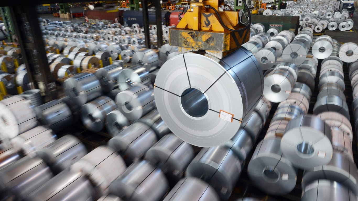 Stahlblechrolle, sogenannte Coils: Die Strafzölle auf Stahl werden auch in den USA kritisiert.