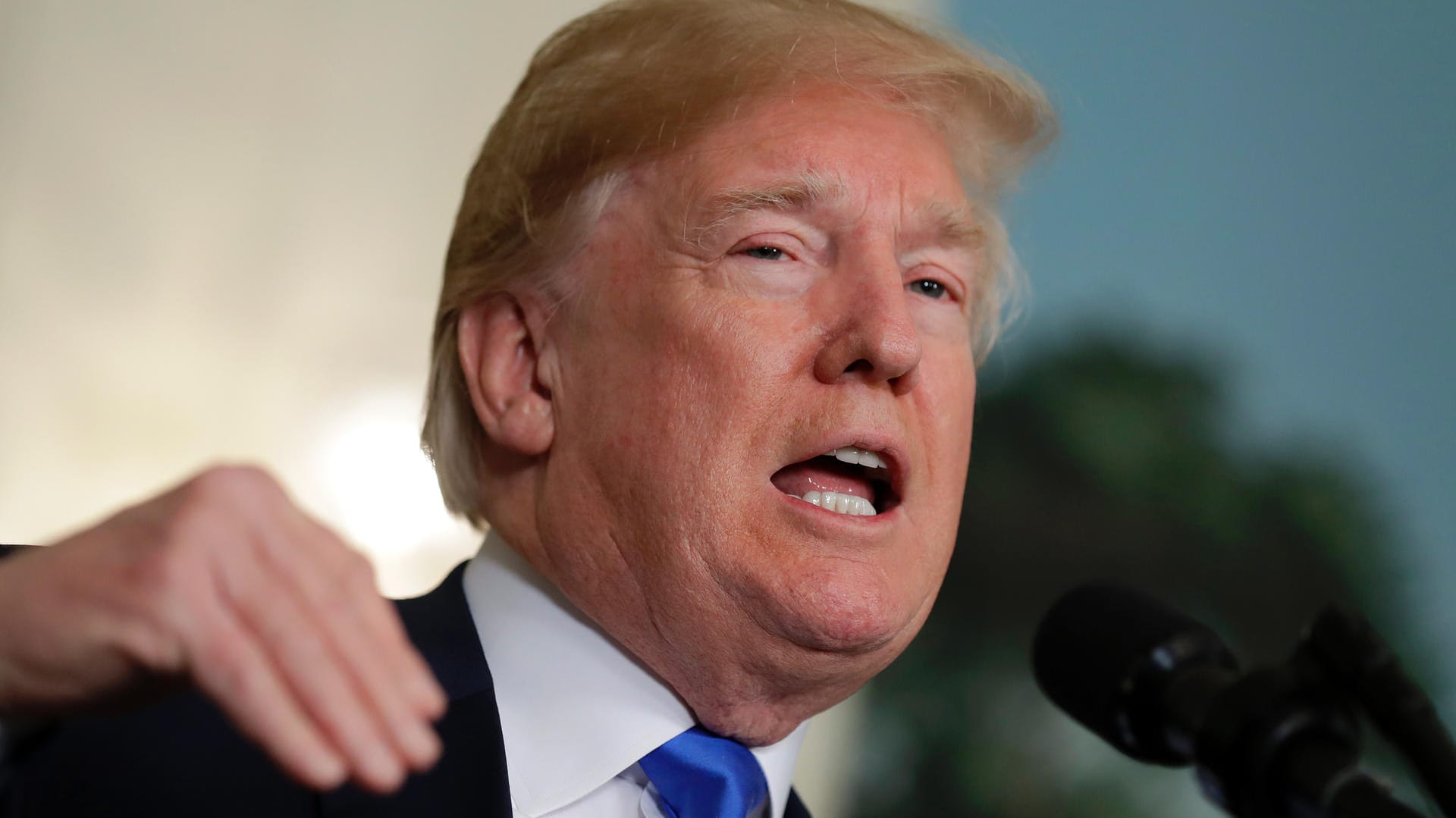Donald Trump: Der US-Präsident überrascht einmal mehr mit einer Kehrtwende.