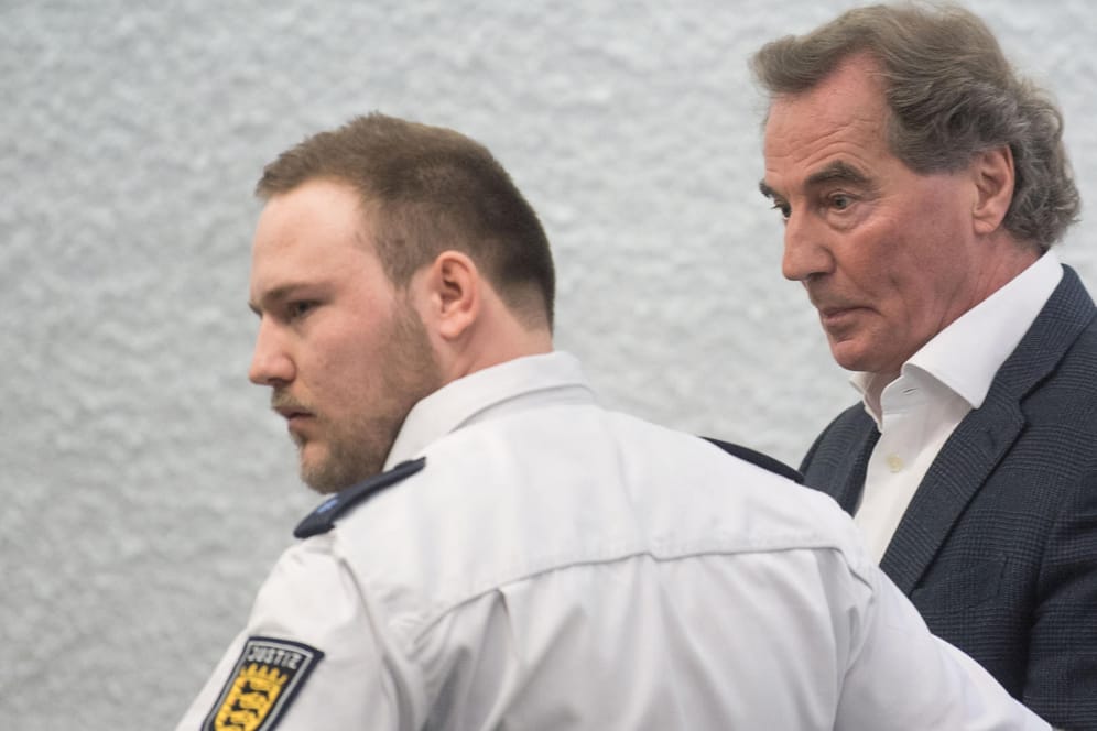 Jürgen Rudloff vor Gericht: Der Bordellbetreiber ist einer von vier Angeklagten.