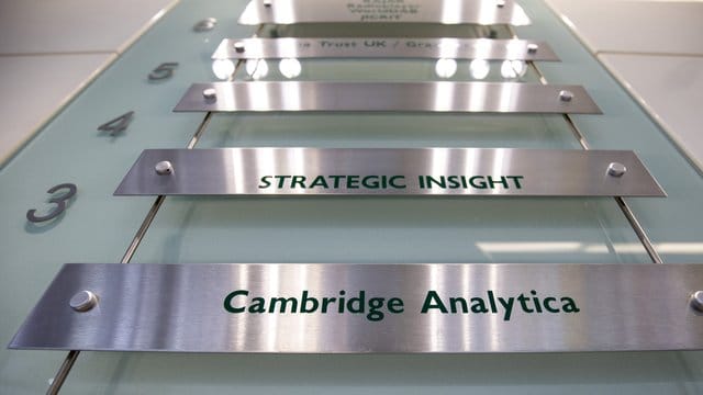 Cambridge Analytica steht unter Verdacht, Millionen US-Wähler beeinflusst zu haben. Cambridge Analytica steht unter Verdacht, Millionen US-Wähler beeinflusst zu haben.