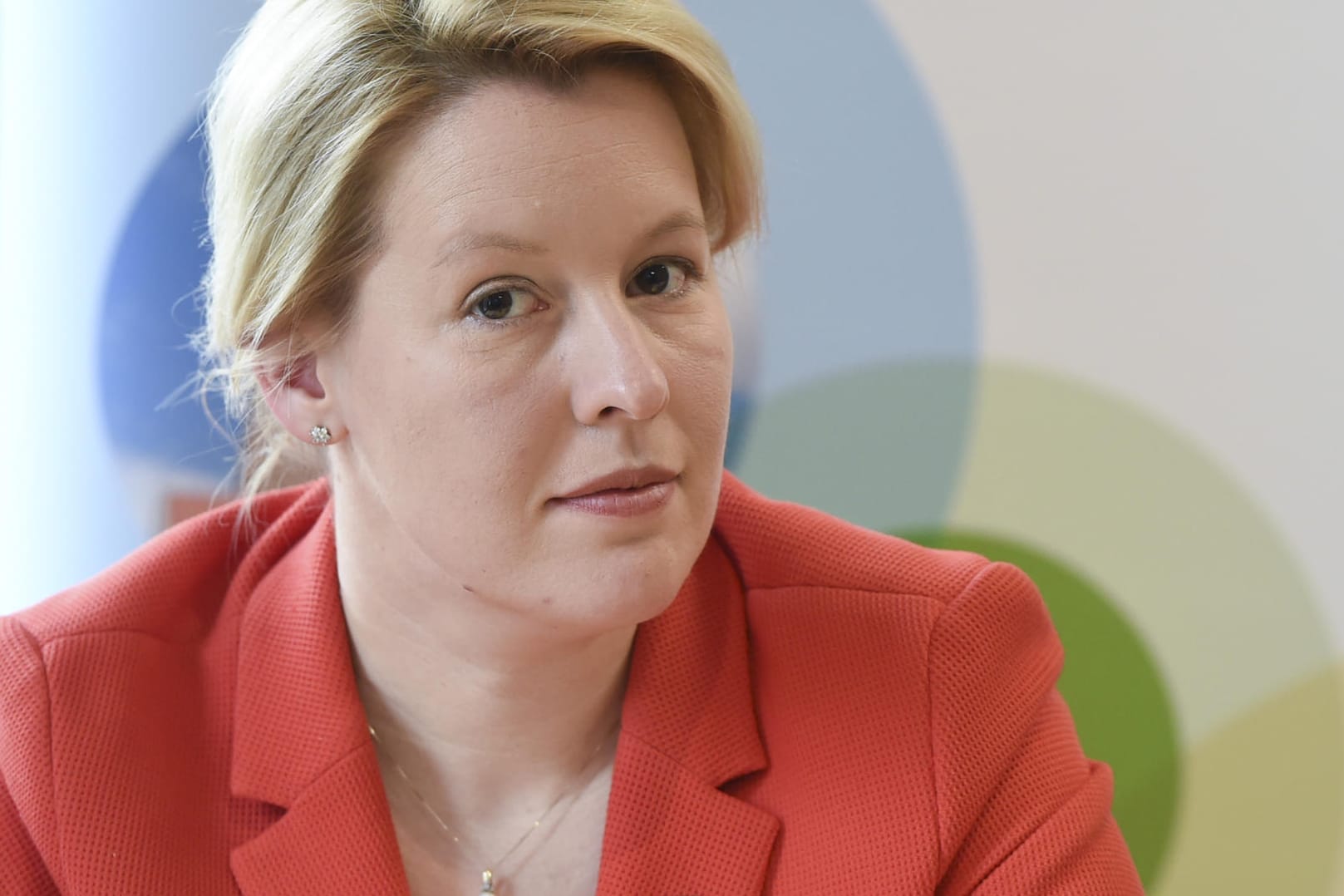 Franziska Giffey: Die Bundesfamilienministerin fordert weiterhin eine Gesetzesänderung zum Werbeverbot für Abtreibungen.