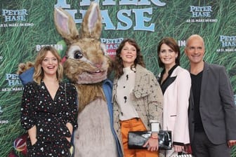 Heike Makatsch (l-r), Jessica Schwarz, Anja Kling und Christoph Maria Herbst bei der Deutschlandpremiere des Kinofilms "Peter Hase".