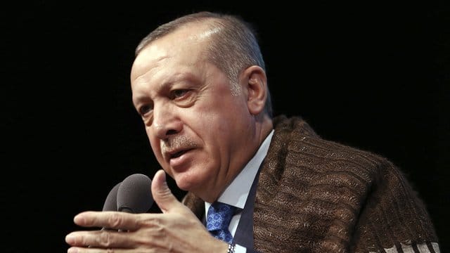Erdogan: "Die Türkei ist ein demokratischer Rechtsstaat, der Menschenrechte und Grundrechte und Freiheiten respektiert. Erdogan: "Die Türkei ist ein demokratischer Rechtsstaat, der Menschenrechte und Grundrechte und Freiheiten respektiert.