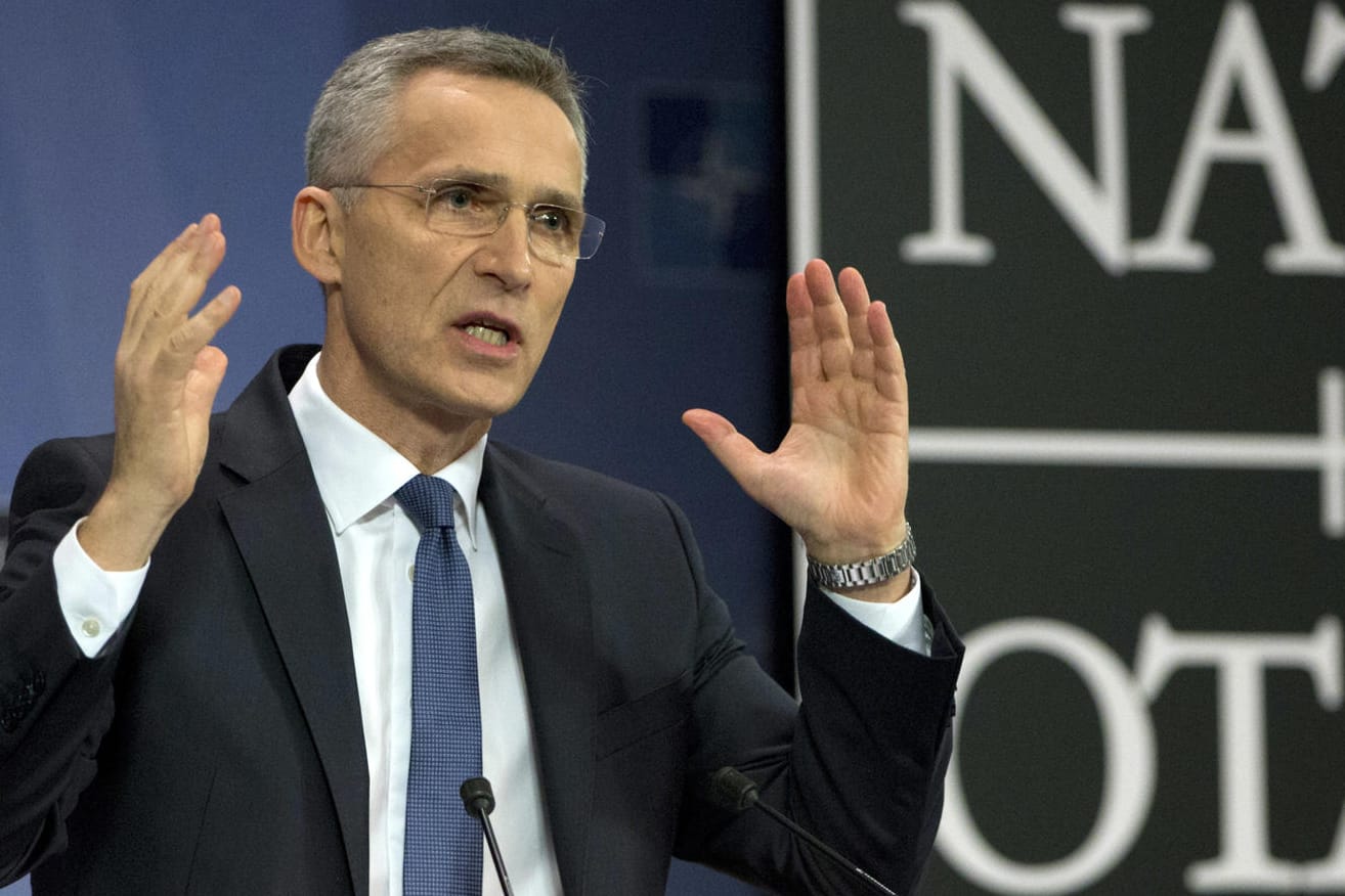 NATO-Generalsekretär Jens Stoltenberg: Das Militärbündnis weist mehrere russische Diplomaten aus.