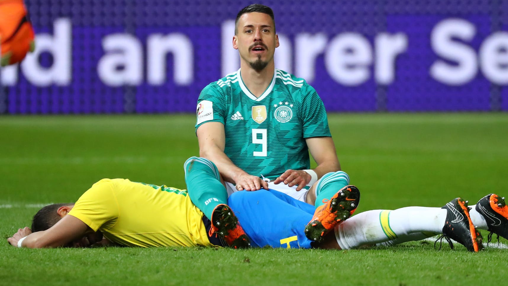 Ohne Tor: Sandro Wagner (o.) konnte gegen Brasilien keinen Treffer erzielen.