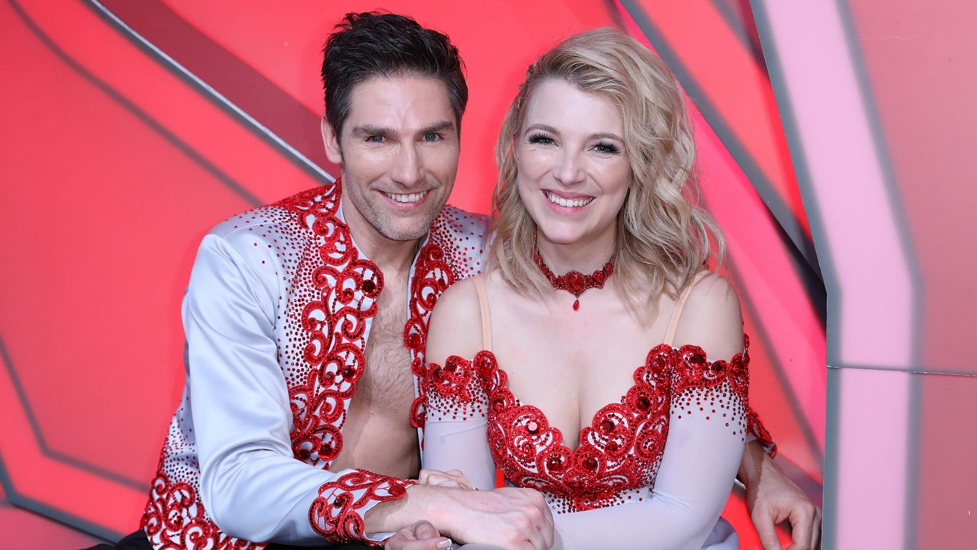 Iris Mareike Steen und Christian Polanc: Sie können nach Ostern weitertanzen. Iris Mareike Steen und Christian Polanc: Sie können nach Ostern weitertanzen.