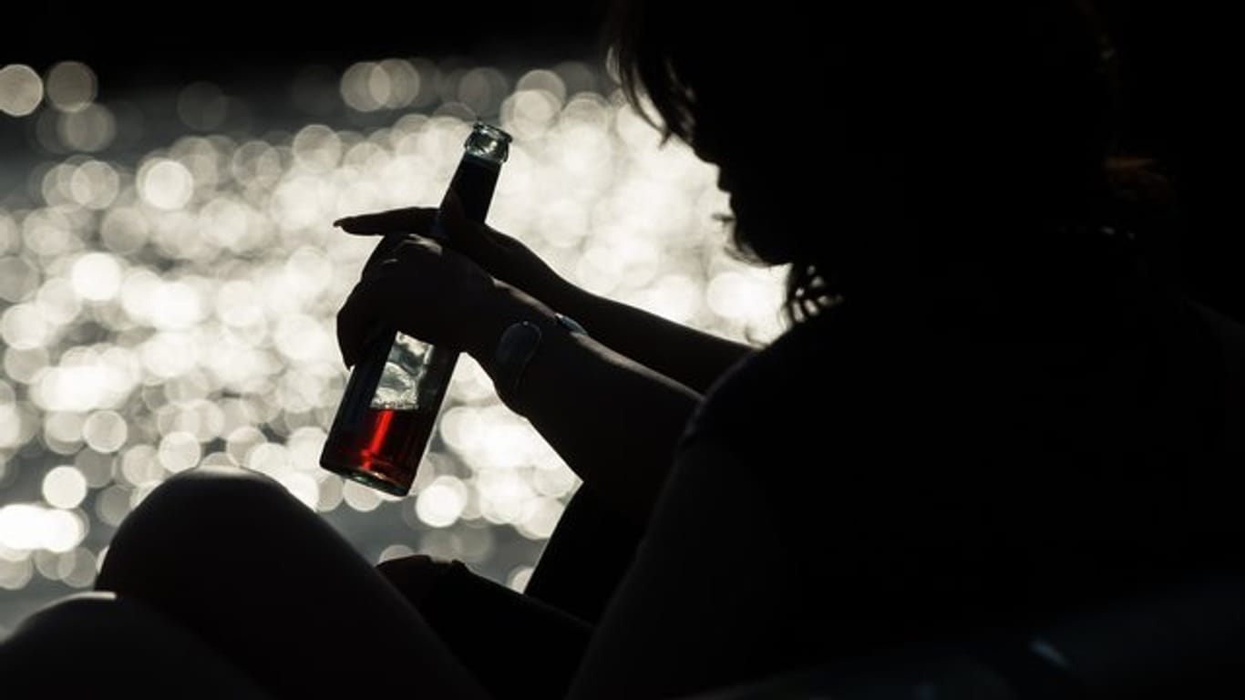 Beim Alkohol geht der Konsum nach den jüngsten Zahlen leicht zurück.