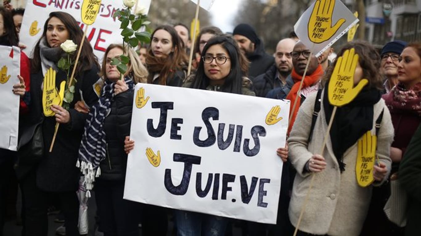 Der gewaltsame Tod der 85-jährigen Jüdin erschüttert Frankreich und erregt weltweit Aufsehen.