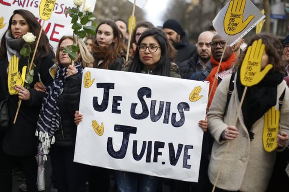 Der gewaltsame Tod der 85-jährigen Jüdin erschüttert Frankreich und erregt weltweit Aufsehen.