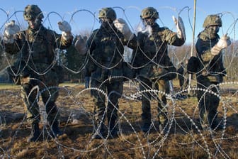 Grundausbildung bei der Bundeswehr: Der Reservistenverband will nun auch Ungediente militärisch ausbilden.