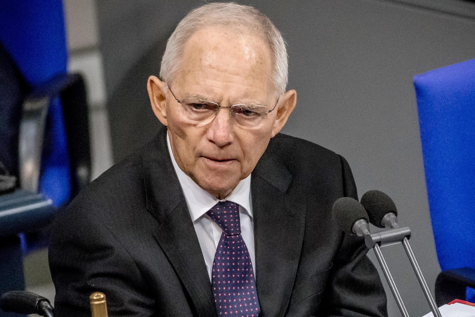Bundestagspräsident Wolfgang Schäuble spricht im Bundestag: Schäuble hat die Hoffnung über einen Verbleib der Briten in der EU nicht aufgegeben.