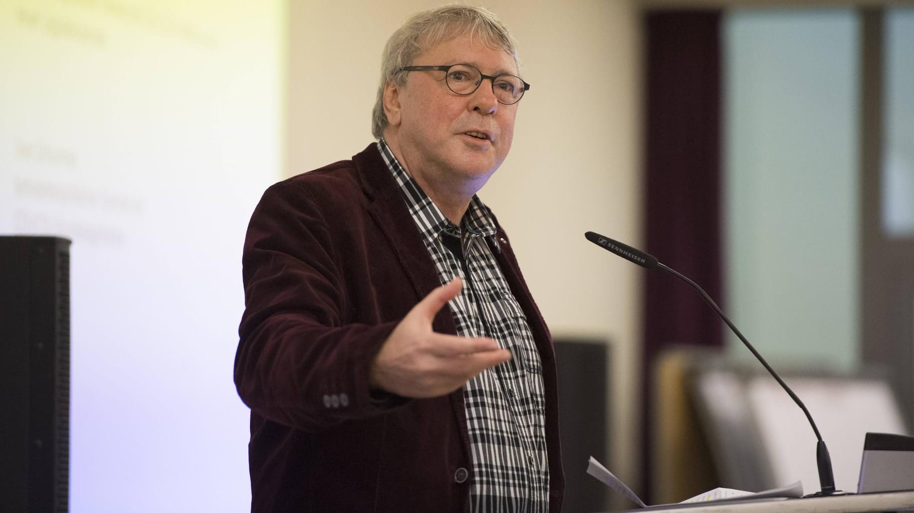 Uwe Schummer, Vorsitzende der Arbeitnehmergruppe der Union im Bundestag: Schummer hat sich für eine neue Arbeitsmarktpolitik ausgesprochen. Uwe Schummer, Vorsitzende der Arbeitnehmergruppe der Union im Bundestag: Schummer hat sich für eine neue Arbeitsmarktpolitik ausgesprochen.