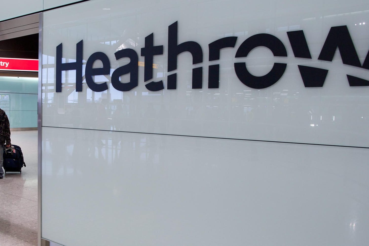 Flughafen London Heathrow: Das britische Zollamt hat hier eine russische Maschine durchsucht.