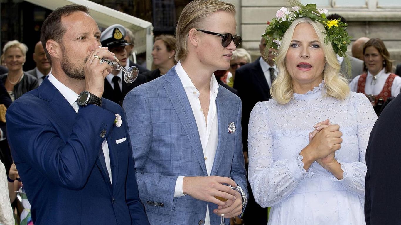 Die norwegischen Royals: Kronprinz Haakon, Marius Borg Høiby und Kronprinzessin Mette-Marit.
