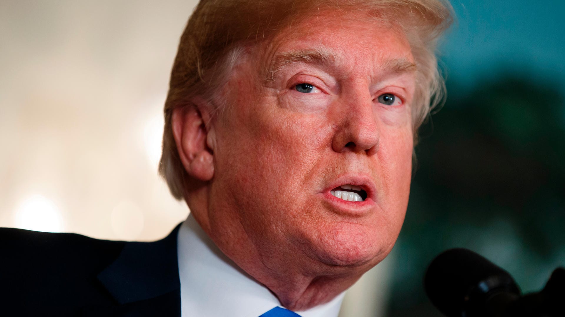 Donald Trump (Archiv): Seit Monaten setzt der US-Präsident Amazon unter Druck.
