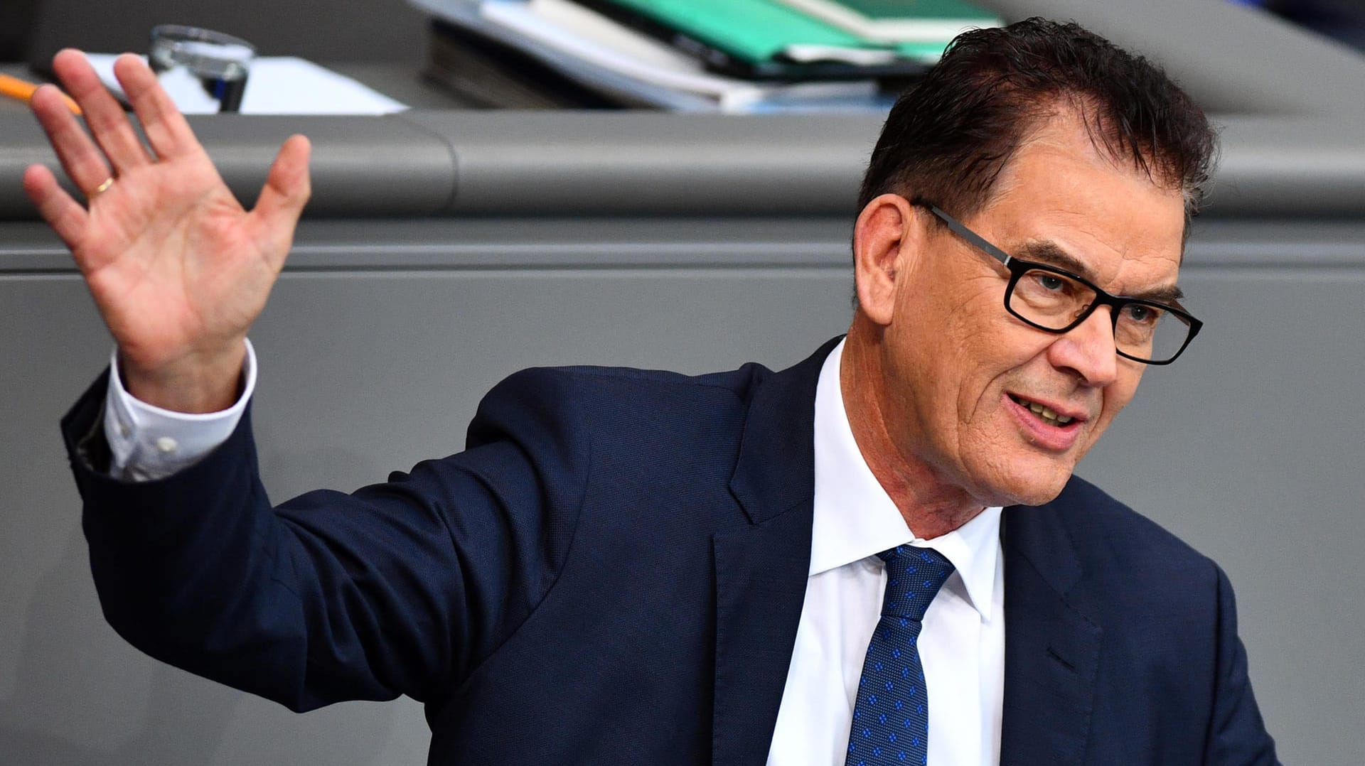 Entwicklungsminister Gerd Müller: Der CSU-Politiker will fair gehandelten Kaffee steuerlich begünstigen. Entwicklungsminister Gerd Müller: Der CSU-Politiker will fair gehandelten Kaffee steuerlich begünstigen.