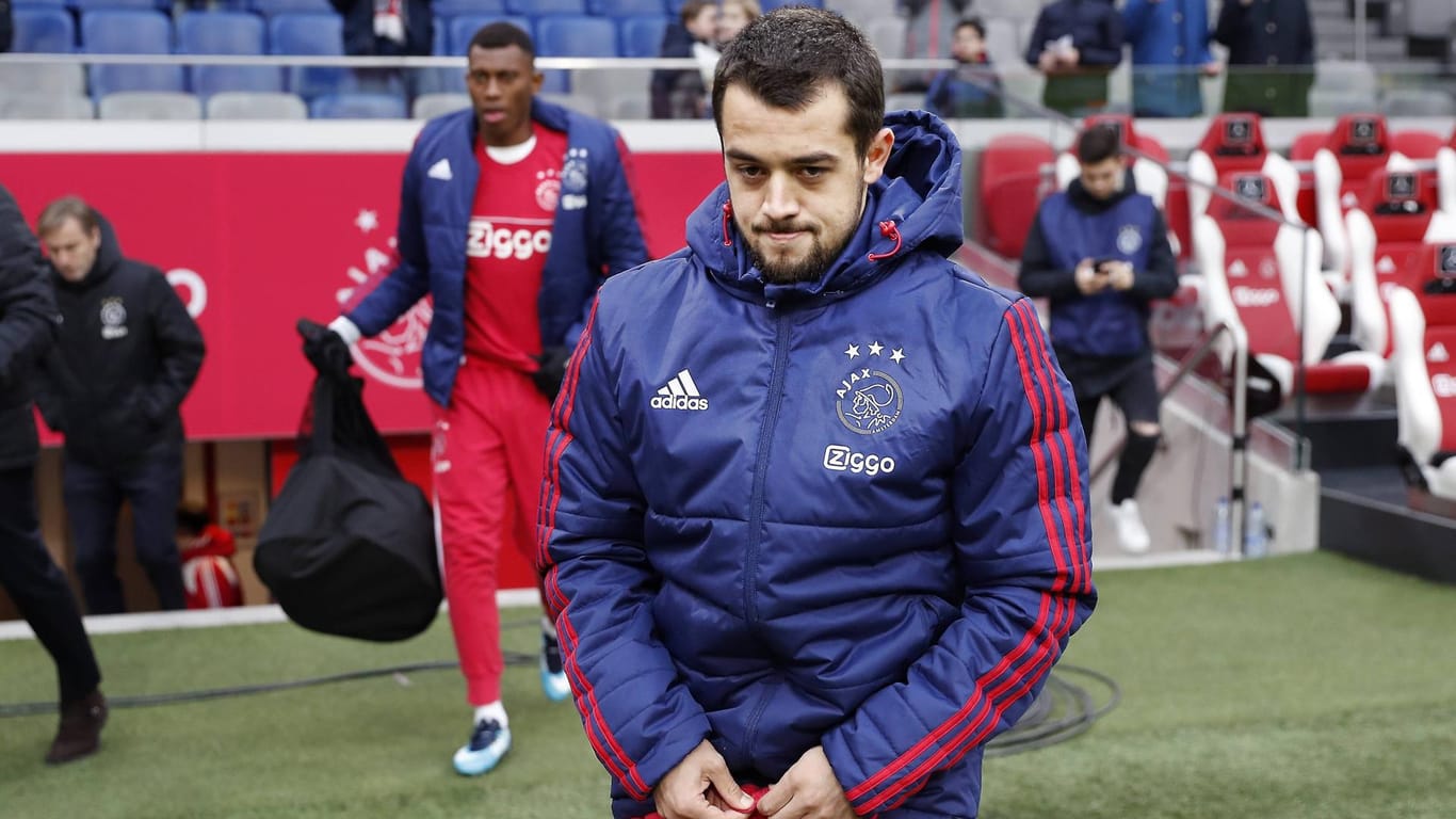 In Amsterdam ist Amin Younes suspendiert und in die zweite Mannschaft gesteckt worden. Nun kommt er wohl zurück in die Bundesliga.