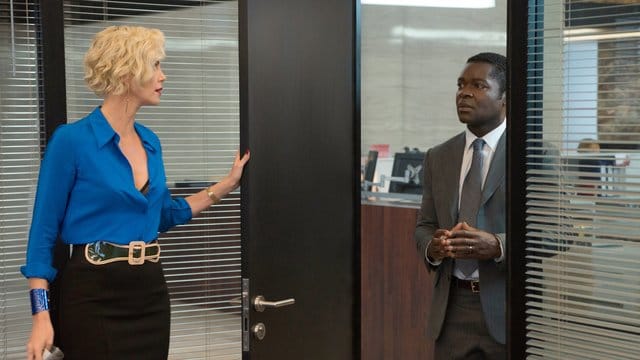 Harold (David Oyelowo) ist ein Geschäftsmann, der es allen immer nur recht machen will - auch seiner Chefin (Charlize Theron).