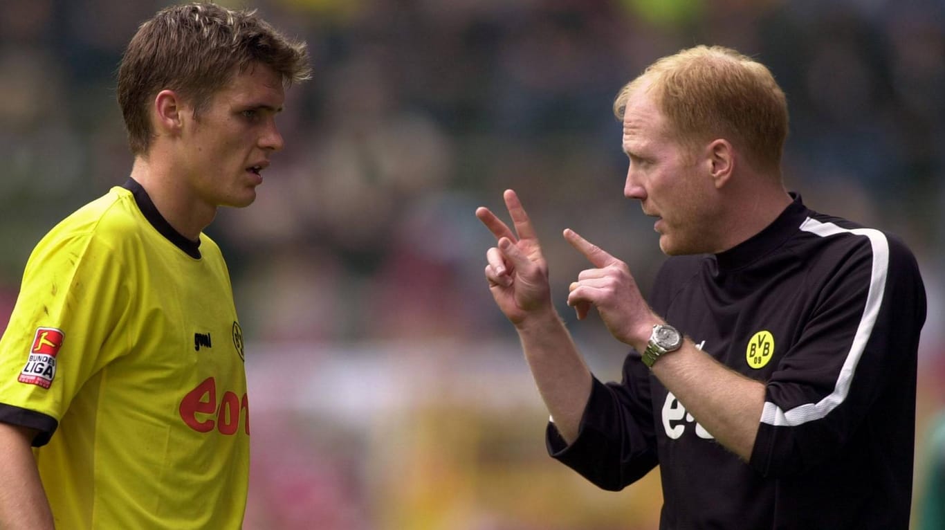 Spieler Sebastian Kehl (l.) mit Trainer Matthias Sammer im Mai 2003: Gemeinsam sollen sie als Funktionäre 15 Jahre später die Zukunft des BVB prägen.