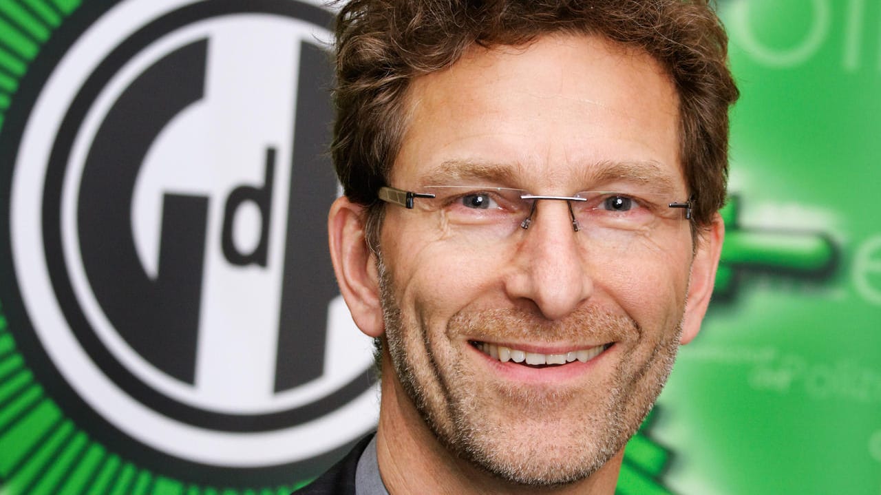 Verteidigt die Eskorten: Oliver Malchow, Bundesvorsitzender der Gewerkschaft der Polizei (GdP), hält die Ehrenbezeugung für den Bundespräsidenten und andere Politiker für zeitlos.