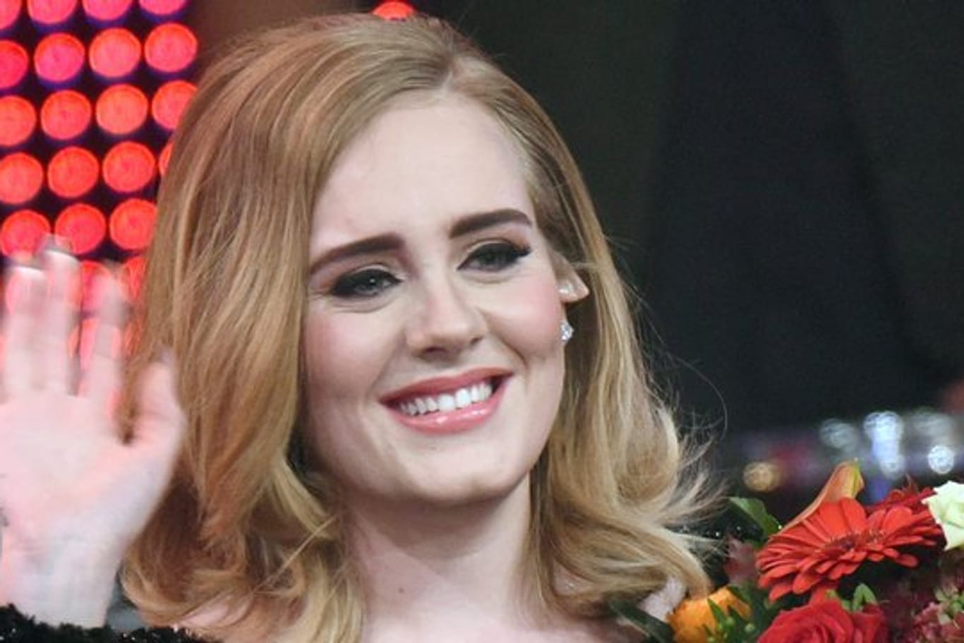 Adele beim RTL-Jahresrückblick 2015! Menschen, Bilder, Emotionen.