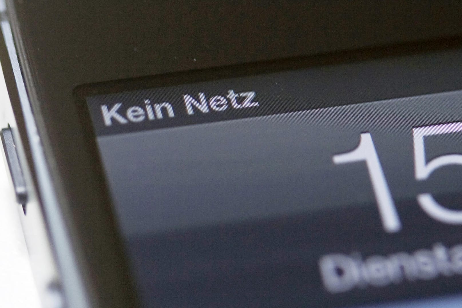 "Kein Netz"-Anzeige auf dem Smartphone